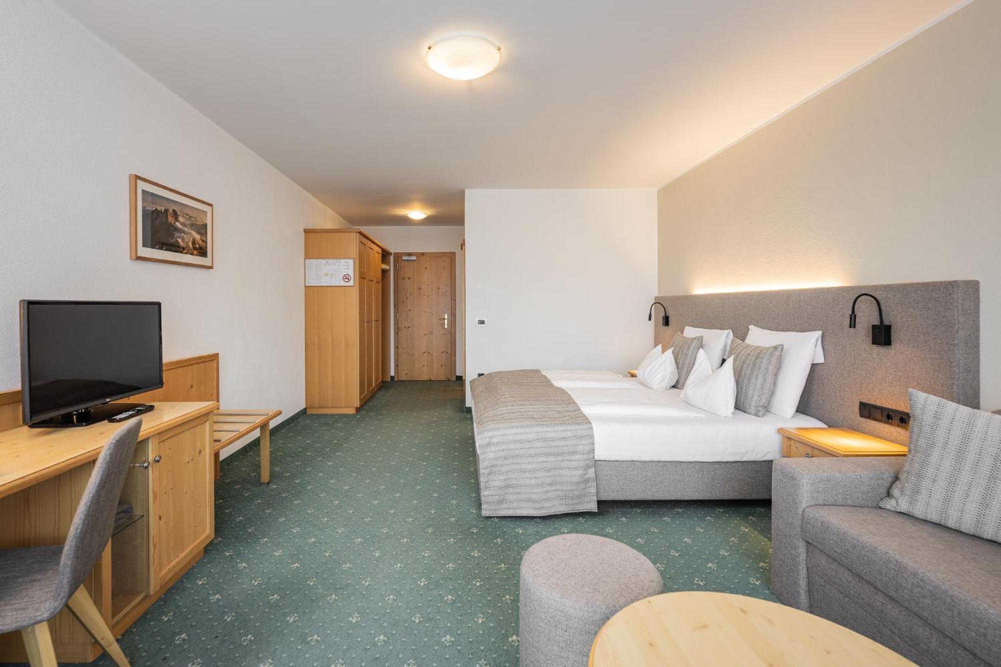 Hotel Wirtshaushotel Alpenrose 3*