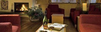 Wirtshaushotel Alpenrose Hotel San Lorenzo di Sebato