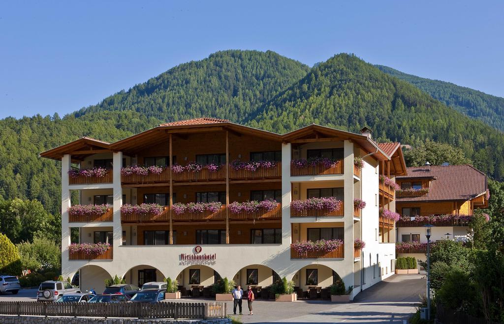 Hotel Wirtshaushotel Alpenrose Sankt Lorenzen
