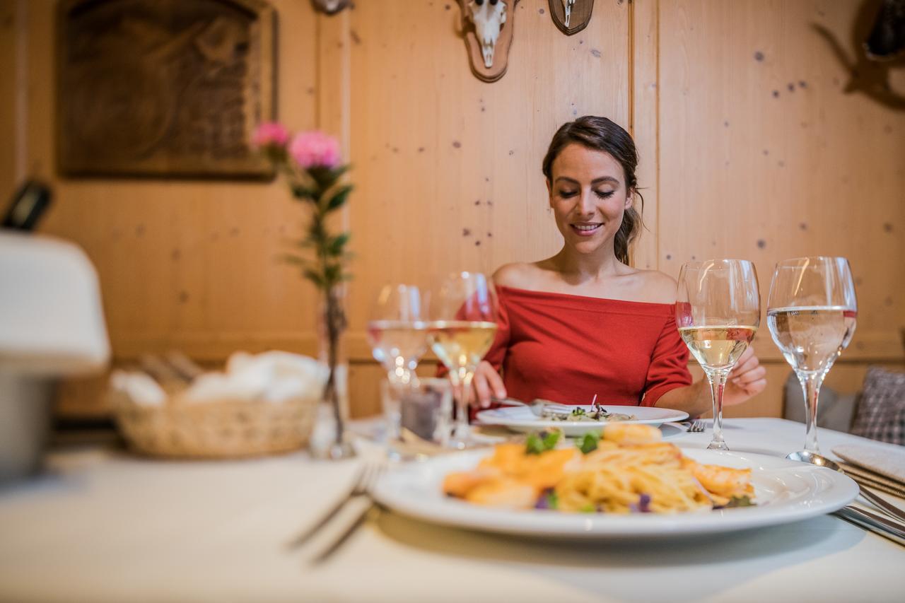 Hotel Wirtshaushotel Alpenrose San Lorenzo di Sebato