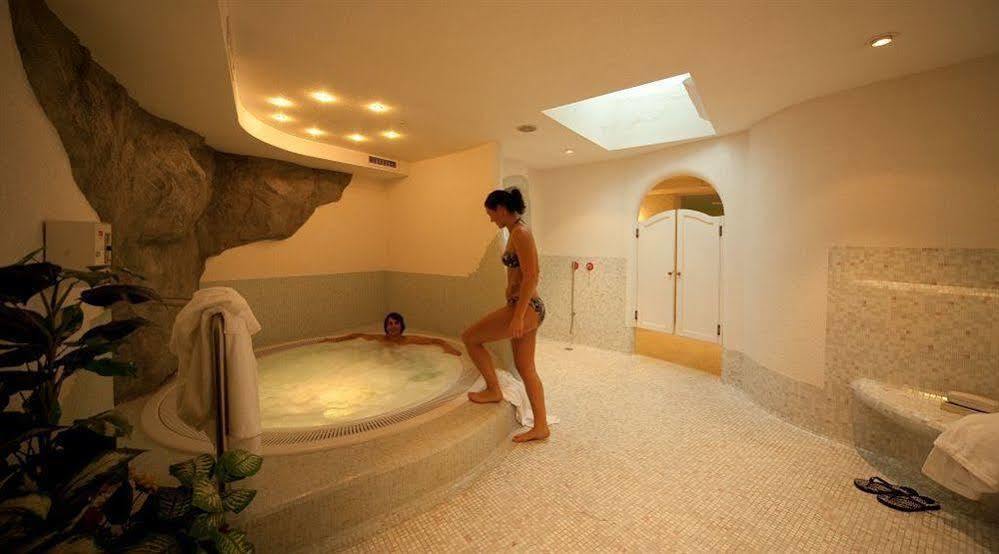 Hotel Wirtshaushotel Alpenrose